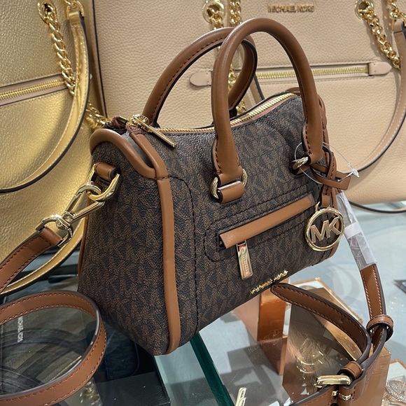 MICHAEL KORS
Carine Extra-Small Logo Satchel
Brown Signature 
NWT - Picture 14 of 16